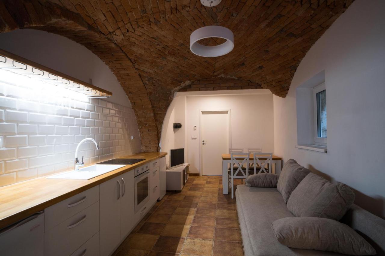 Apartmany Habanska, Cely Dum Pouzdrany Bagian luar foto