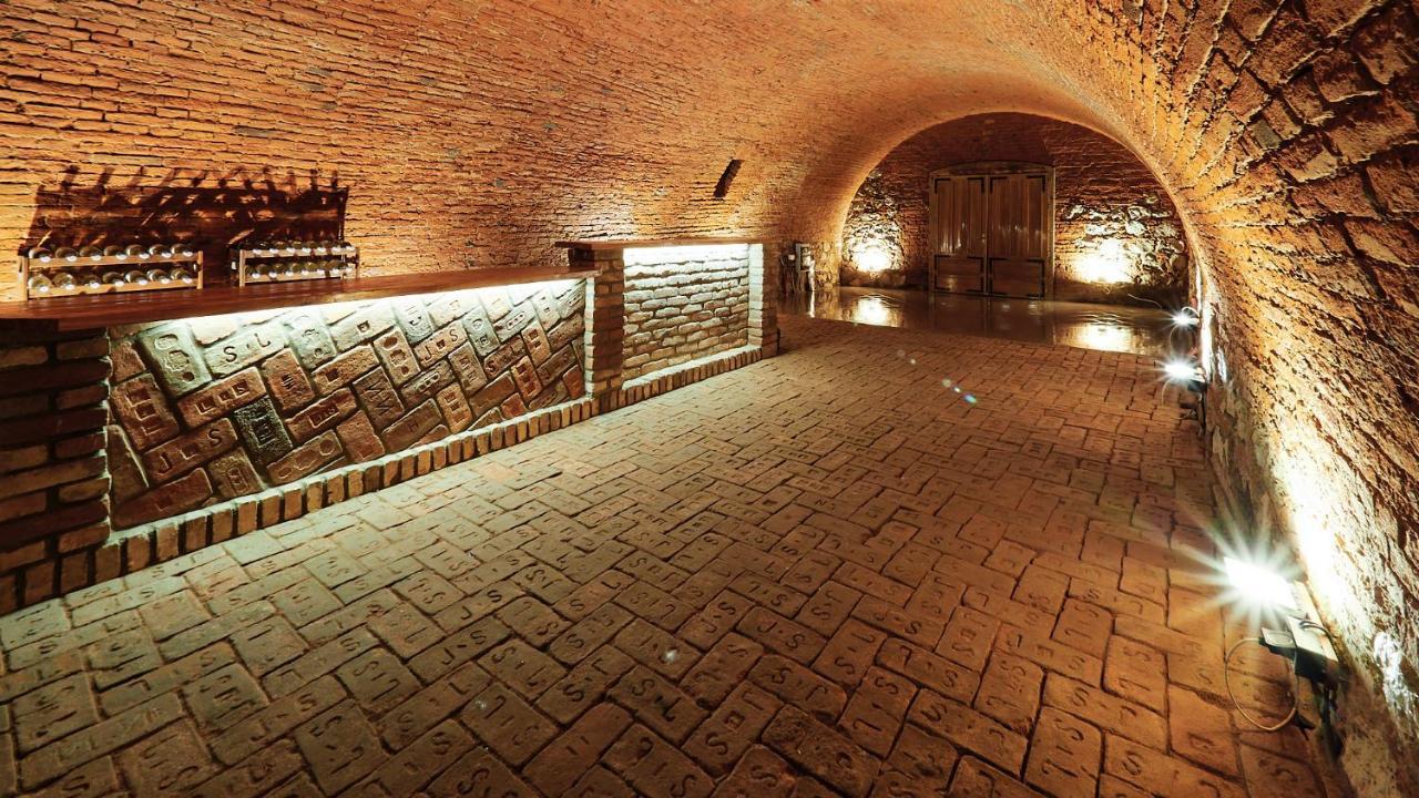 Apartmany Habanska, Cely Dum Pouzdrany Bagian luar foto